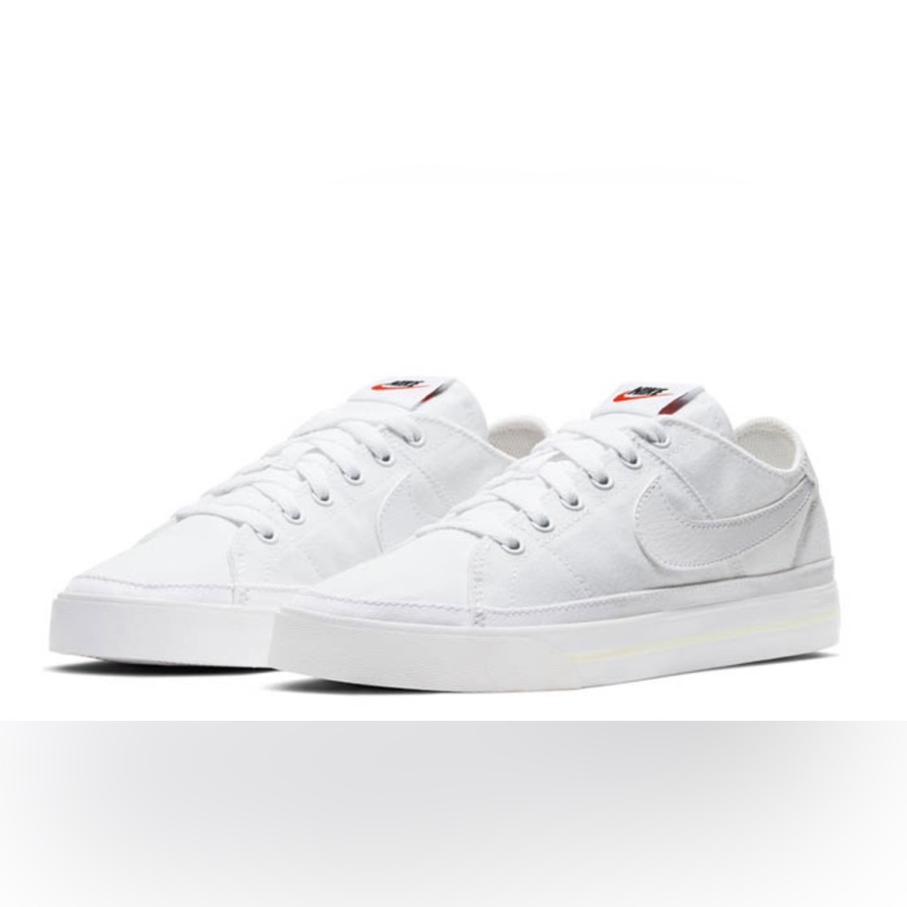 Nike Women's Court Legacy Canvas 'Triple
